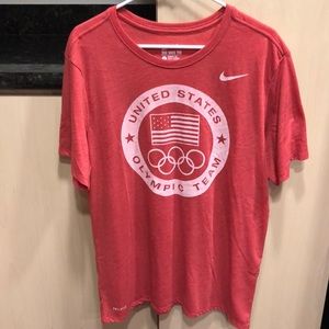 Nike Men’s L Olympic Team Tee